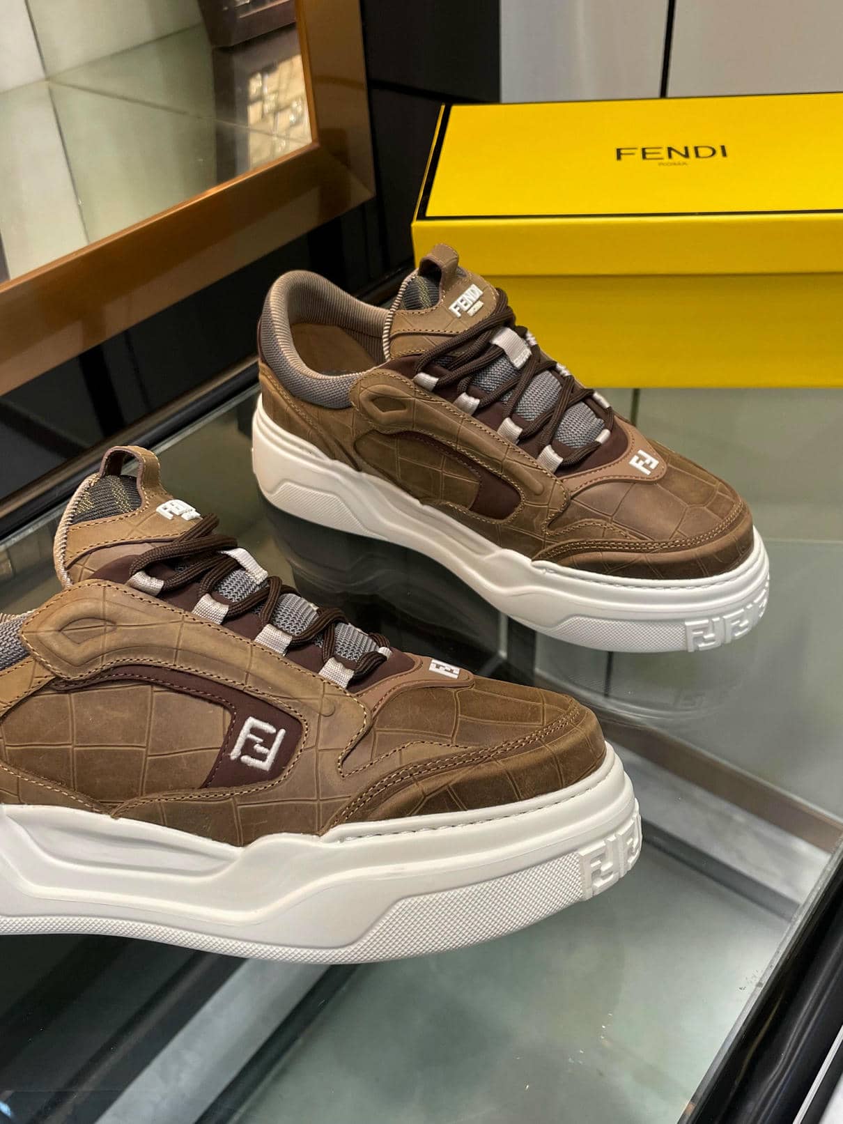 Fendi Sneaker Man-2